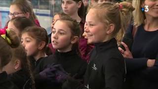 Caen les stars françaises du patinage à la rencontre de leur public [upl. by Rimidalb]