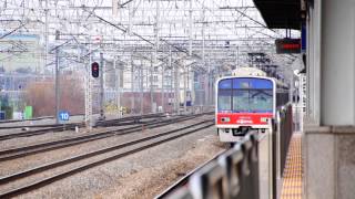 Passing trains at Seryu [upl. by Lemay225]