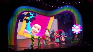 Trolls live 2 [upl. by Xonk]