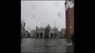 Italie Les images impressionnantes de Venise sous les eaux [upl. by Catto]