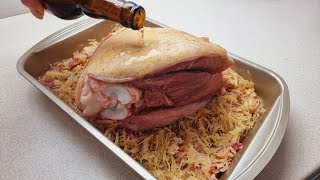 Lieblingsrezept der Deutschen Schweinshaxe in BIER mit kohl Mein Mann ist begeistert [upl. by Amor]