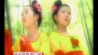 Chinese New Year Song 红色季节 四千金 [upl. by Cornish345]