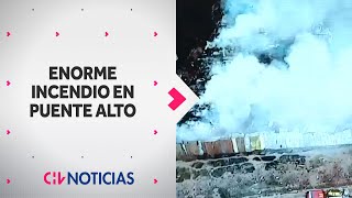 ENORME INCENDIO afectó mueblería y una vivienda en Puente Alto  CHV Noticias [upl. by Nnahsal]