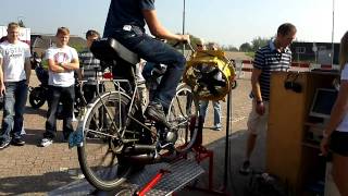 fiets op testbank 110kmh [upl. by Heppman]