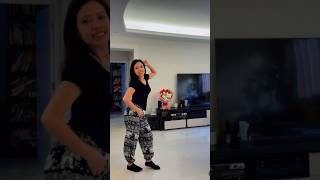 Just try this dance😁 buttons dance yshorts trending pussycatdolls [upl. by Amity]