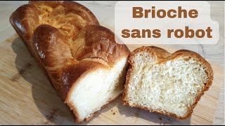 Comment pétrir la brioche à la main  Une recette de brioche facile [upl. by Ynatsed]