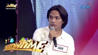 Pagtanggap ng regalo mula sa taong may gusto sa’yo tanda ba ng pagiging ‘paasa’  Its Showtime [upl. by Kenaz51]