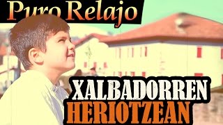 Xalbadorren heriotzean de Puro Relajo  videoclip oficial de Xalbadorren heriotzean HD [upl. by Holmann770]