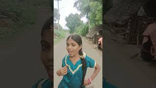 Malli Poo vachu vachu paduthusubscribe love bollywood enjoy people video💛💚❤🧡 [upl. by Harraf]