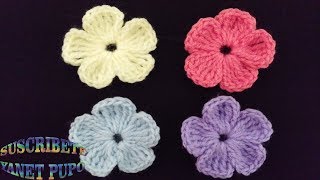 COMO TEJER FLORES PEQUEÑAS A CROCHET 🧶🌺 [upl. by Enitsugua]