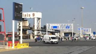 Moment migrants attempted to storm PampO Ferry in Calais caught on camera [upl. by Conn763]