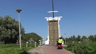 Brugopening Wittebrug Nieuwerkerk ad IJssel Ophaalbrug Drawbridge Pont Levis Klappbrücke [upl. by Enneles]