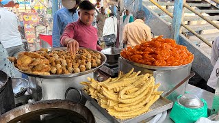 Vadodara Morning Breakfast Opp Vadodara Railway Station  Vadodara Street Food [upl. by Nola238]