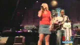 Lee Ann Womack  The Wrong Girl [upl. by Mungam546]