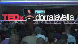 Si es gratis tú eres el producto ¿No deberías venderte mejor  Eudald Domènech  TEDxAndorraLaVella [upl. by Moberg]