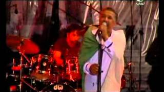 cheb khaled hana hana au concert d oran 5 juillet 2012wmv [upl. by Lamar]