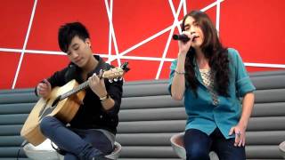 เบา เบา  Singular  Live  AIS Call Center 31012011 [upl. by Aihsila]