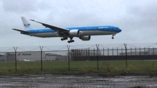 STORM CROSSWIND LANDING G54KT  KLM 777300ER Asia livery [upl. by Akins724]