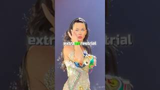 Katy Perry debunks her VIRAL Eye Twitch 😳🤖 [upl. by Endor]