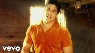 Jerry Rivera  Vuela Libre Video Version [upl. by Nwahsid]