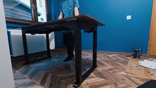 Montaż biurka Ultradesk Uplift [upl. by Rosmarin928]