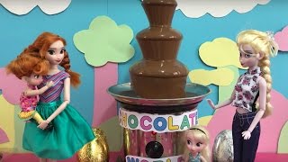 Chocolate World Elsa amp Anna go on Kinder Surprise Egg Hunt Chocolate Fountain  Thomas Train Ride [upl. by Eveivenej296]