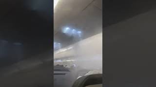 EL AVIÓN CON NEBLINA DENTROviralvideo viralshorts elcaleñomirave [upl. by Ellenaj]