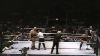 KING KONG BUNDY VS BAM BAM BIGELOW 112487 Madison Square Garden w msg open and more [upl. by Leeth677]