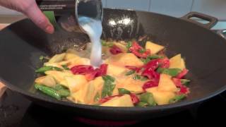 Kochen mit Traudl Rotes Entencurry [upl. by Analaj]