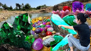 Girl FINDS GOLD AND PRECIOUS STONES IN PEGMATITE IN Canada [upl. by Rats]