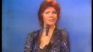 Cilla Black Youre My World Live [upl. by Feinstein]