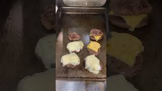 Cheeseburgers 🍔 burgers cheeseburger redamaks food cooking [upl. by Adkins]