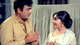 Mehmood and his Girl in Trouble  Lakhon Mein Ek Comedy Scene [upl. by Ayotan39]