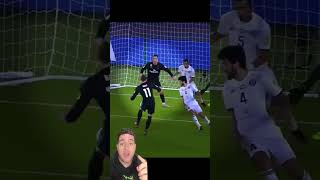 Le robaron el gol a su compañero😈 cristianoronaldo gol futbolshorts skillsfootball skills [upl. by Dafodil]