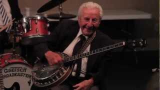 92year old banjo player blazes through a Jazz medley on his Vega plectrum [upl. by Ydieh]