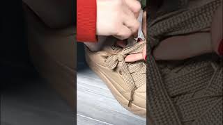 Cómo amarrar cordones de zapatos de forma elegante  Ideas para atar agujetas de forma diferente [upl. by Eteragram]