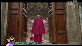 Conclave il Maestro delle Celebrazioni Liturgiche Pontificie ordina quotextra omnesquot [upl. by Eenhat118]