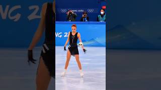 Who should have won figureskating alexandratrusova annashcherbakova olympics figureskater [upl. by Jaquiss509]