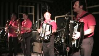 Walter Ostanek  Polka Medley Live in Holland  May 09 2009 [upl. by Charlena]