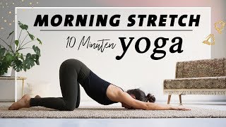 Yoga Morgenroutine für Anfänger  Den ganzen Körper Dehnen amp Mobilisieren  10 Minuten [upl. by Irmina178]