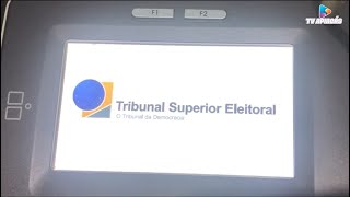 O cadastramento eleitoral biométrico é realizado para dar mais segurança à identificação [upl. by Callan64]