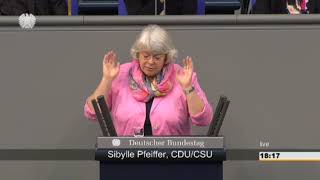 Sibylle Pfeiffer Entwicklungszusammenarbeit mit Afrika Bundestag 18062015 [upl. by Alla]