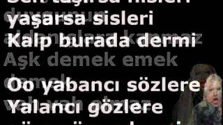 Hadise  Aşk kaç beden giyer lyrics [upl. by Chavez225]