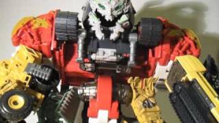 Transformers ROTF Revenge of The Fallen Supreme Combiner Class Constructicon Devastator Review [upl. by Ardnaek]