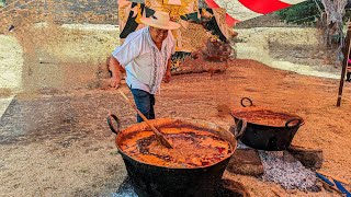 GASTRONOMÍA MICHOACANA Corpus Christi TZINTZUNTZAN  Carnitas Birria Atole [upl. by Oleta]