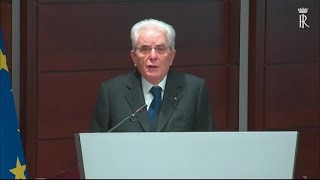 Covid Mattarella «Ruolo determinante della Difesa nella campagna vaccinale» [upl. by Durno]