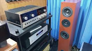 lungyimMCINTOSH C24  McIntosh MC2500 Power Amplifier  Tonewinner CD Player TY30CD  1 [upl. by Aizirk]