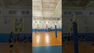 ✌️ Cumartesi programı başlasın volleyball voleybol setter pasör volleyballplayer volley [upl. by Kironde]