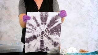 How to Make a Tie Dye Bullseye  Tie Dyeing [upl. by Repard197]