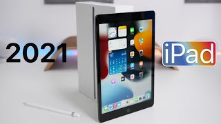 2021 iPad 9th Gen  Unboxing Comparison and First Look [upl. by Cir]